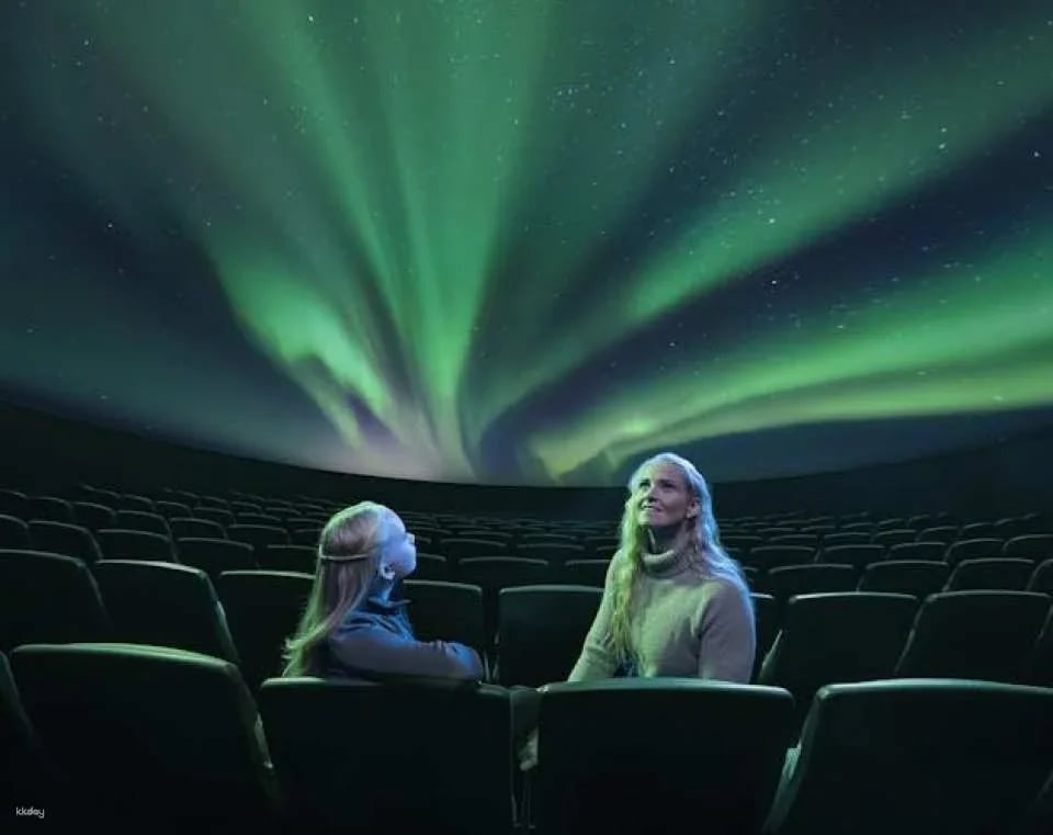 Wonders of Iceland experience at Perlan