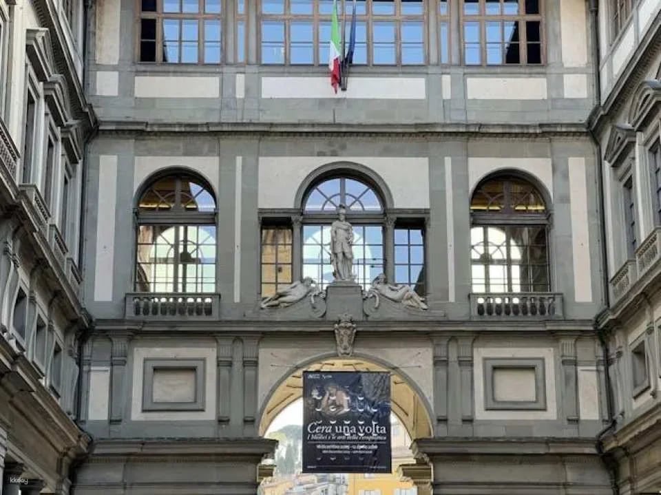 Guided visit and entrance tickets to the Uffizi Gallery