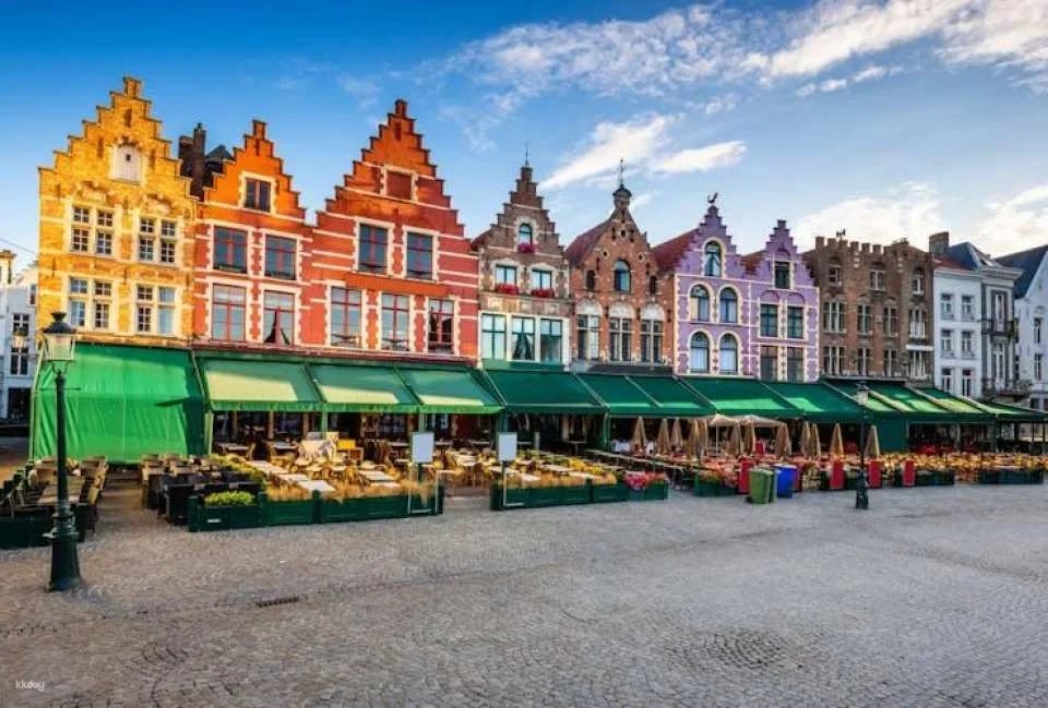 Bruges unveiled, a private full-day tour from Brussels