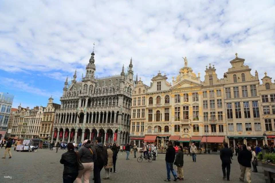 Brussels and Bruges from Amsterdam guided tour