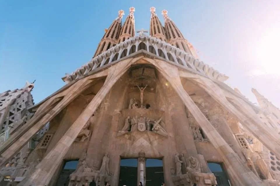 Barcelona private tour with entrance to the Sagrada Familia