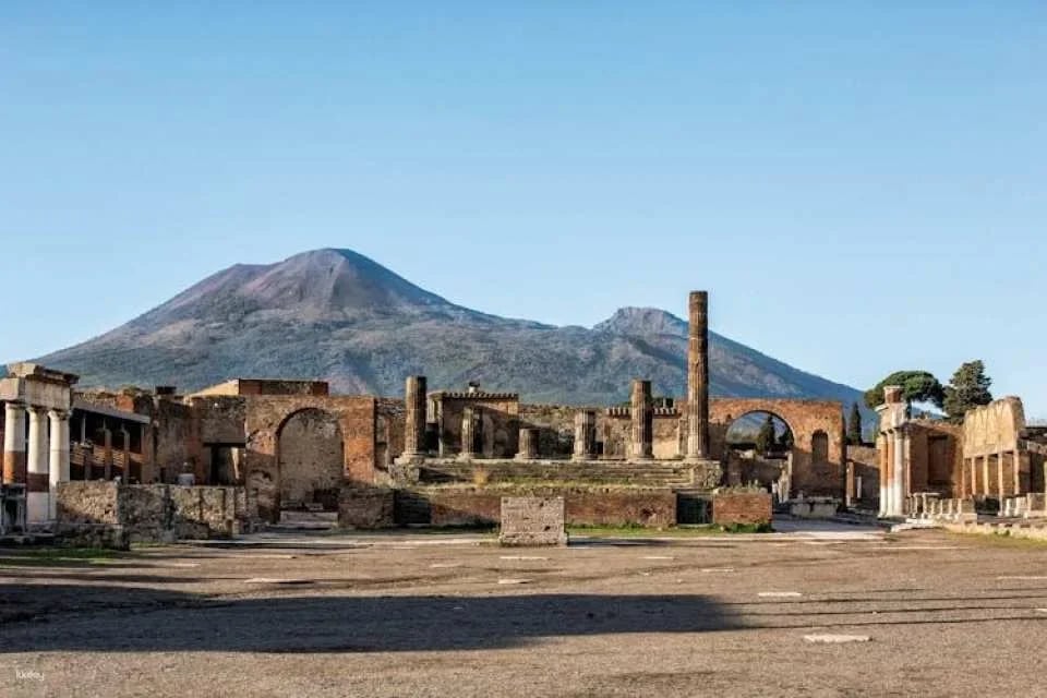 Pompeii small group tour from Maiori with skip-the-line tickets