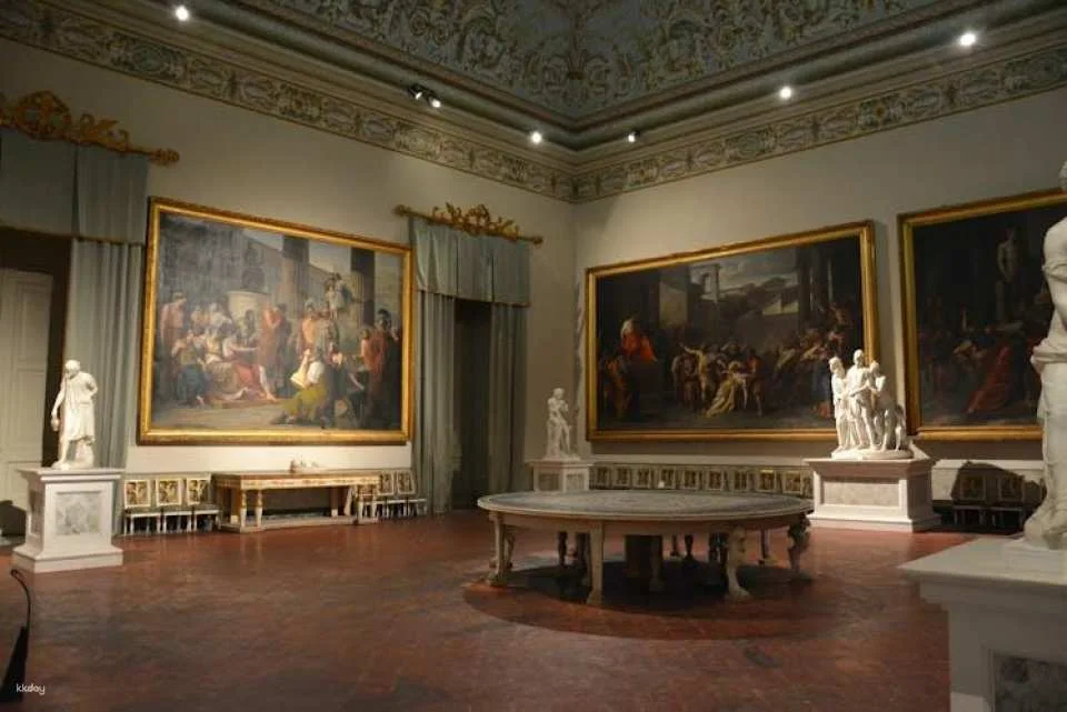 Small Group Tour of Capodimonte Museum in Naples