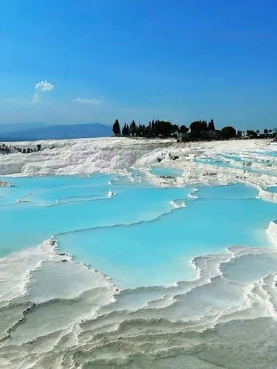 Exploring Pamukkale and Hierapolis ruins group tour from Denizli