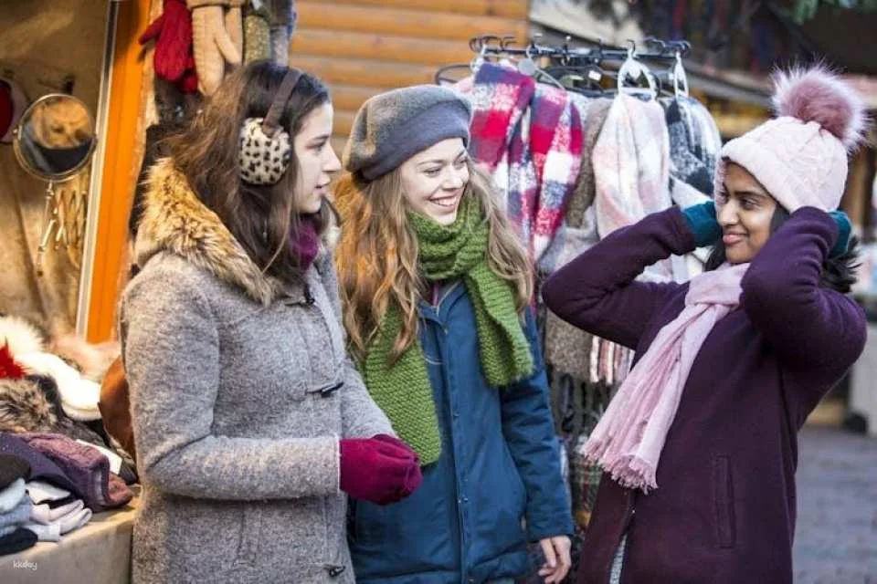 Private walking tour of Innsbruck's Christmas markets