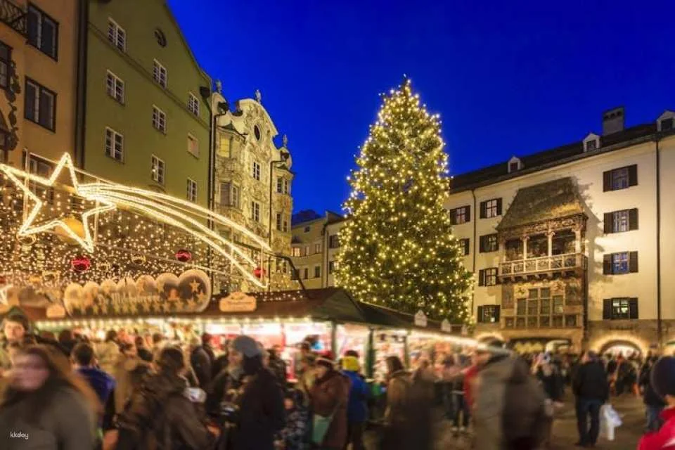 Private walking tour of Innsbruck's Christmas markets