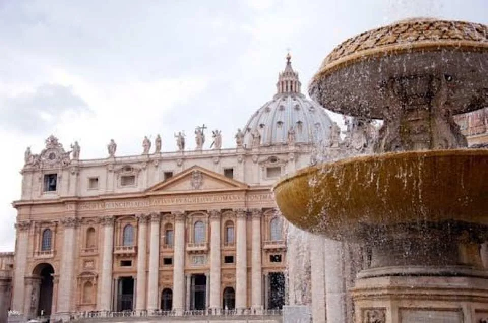 St Peters Basilica guided tour with optional dome access