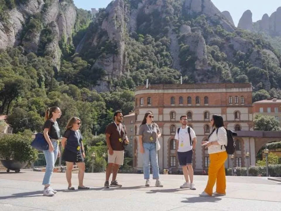 Millennium Montserrat tour with cog-wheel train and black Madonna