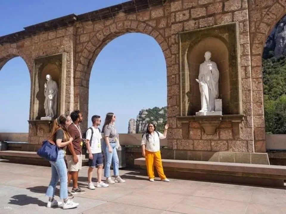 Millennium Montserrat tour with cog-wheel train and black Madonna