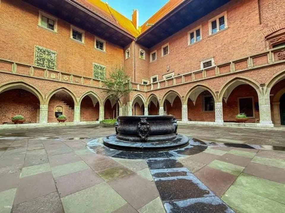 Krakow Old Town and Wawel castle guided tour