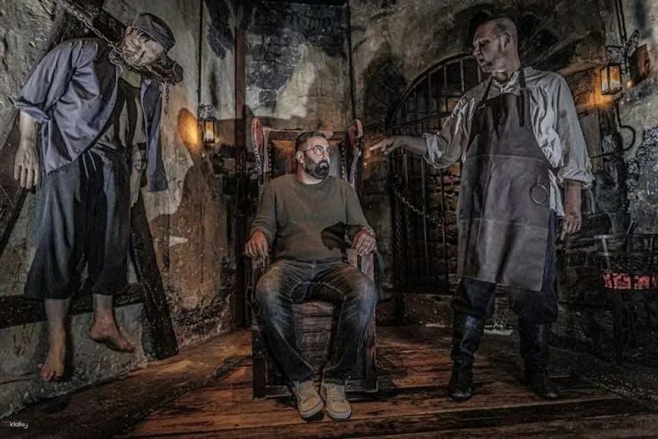 English guided tour of Hamburg Dungeon