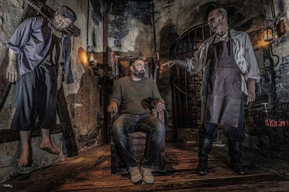 English guided tour of Hamburg Dungeon