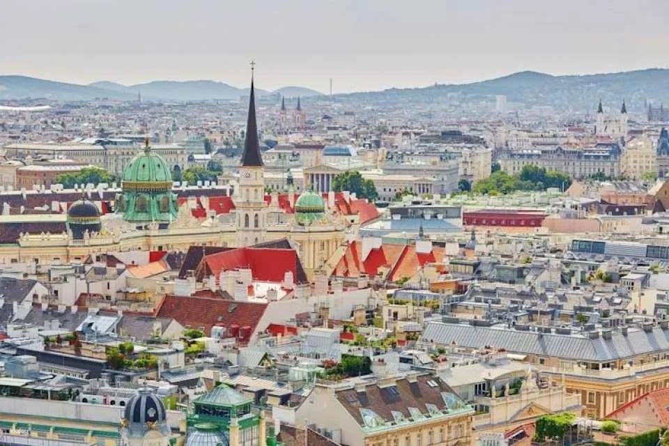 In-app audio tour of Vienna's architectural landmarks