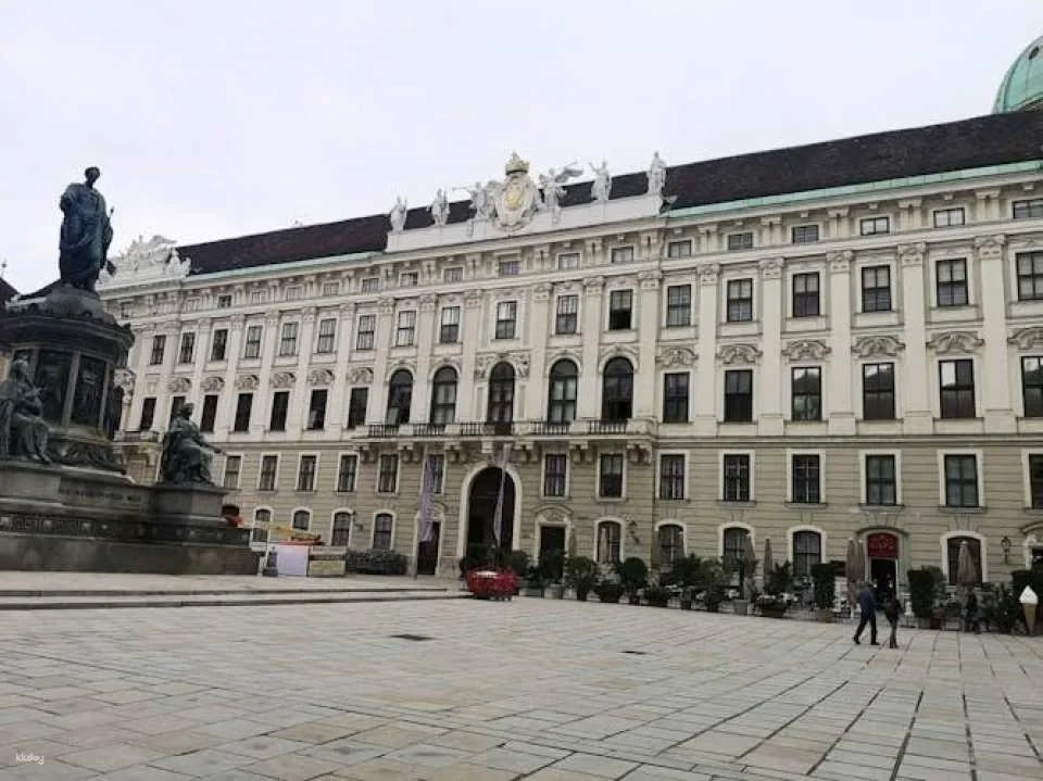 In-app audio tour of Vienna's architectural landmarks
