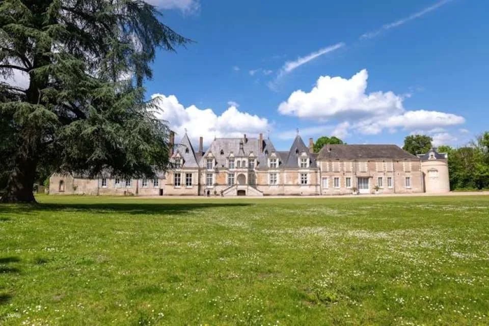 E-Bike Tour to Chambord from Villesavin