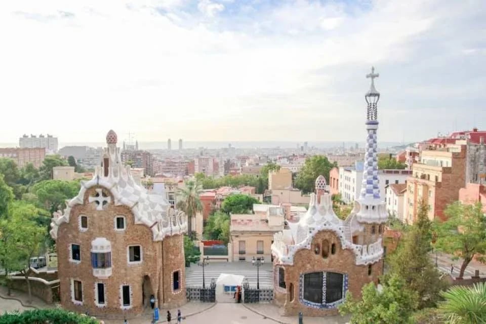 Go City | Barcelona Explorer Pass