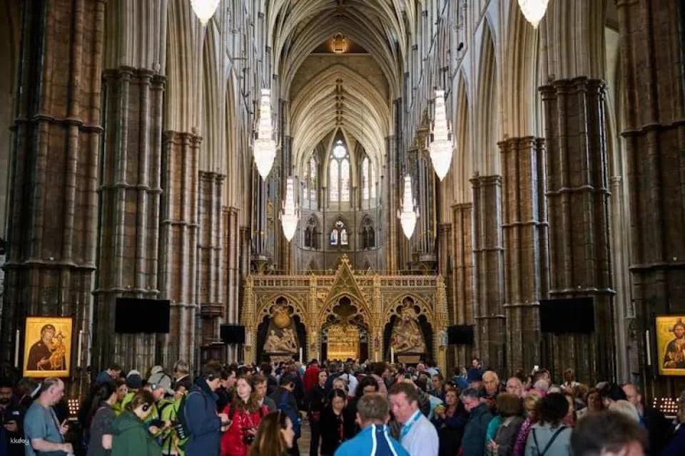 London in a Day: Tower of London, Westminster Abbey and river cruise