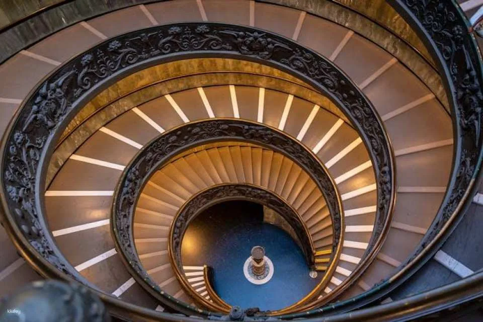 Vatican Museums and Sistine Chapel tour with St. Peter's Basilica