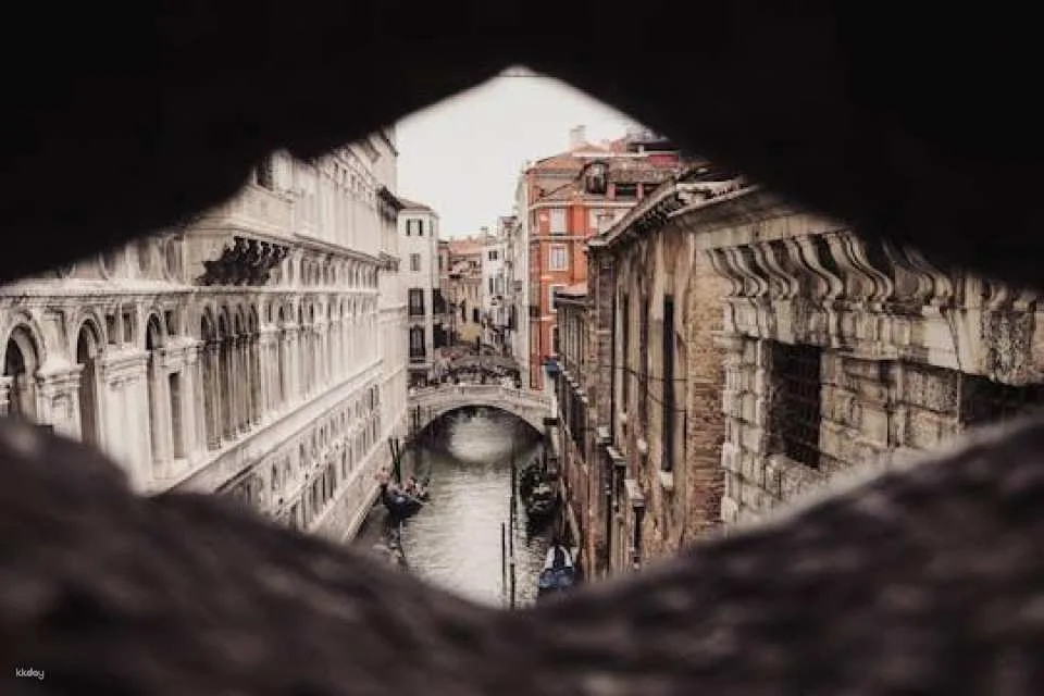 Doge’s Palace Secret Passages Tour with Casanova’s Cell & St. Mark's