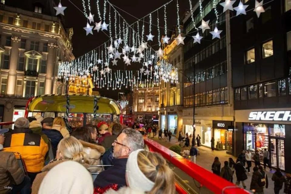 London Christmas Lights Tour by Vintage Double-Decker Bus