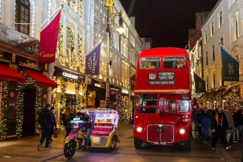 London Christmas Lights Tour by Vintage Double-Decker Bus