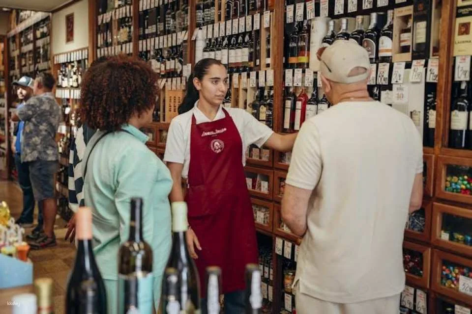 Porto food and wine tasting walking tour