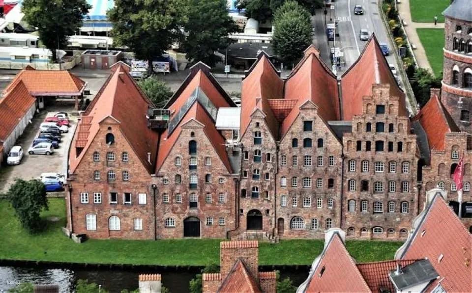 Audio tour through the historic architecture of Lübeck