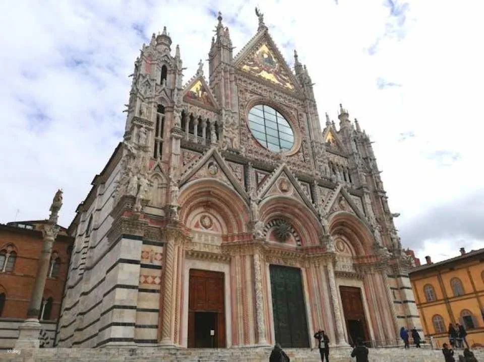 Siena and San Gimignano from Florence