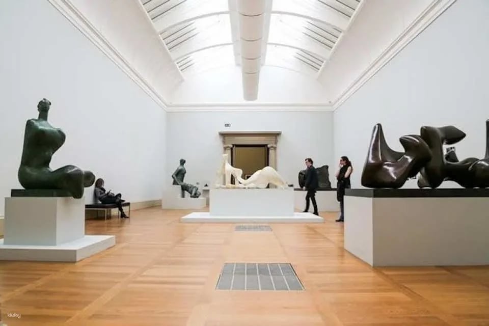 3 Best London Art Galleries Tour with a Local Guide