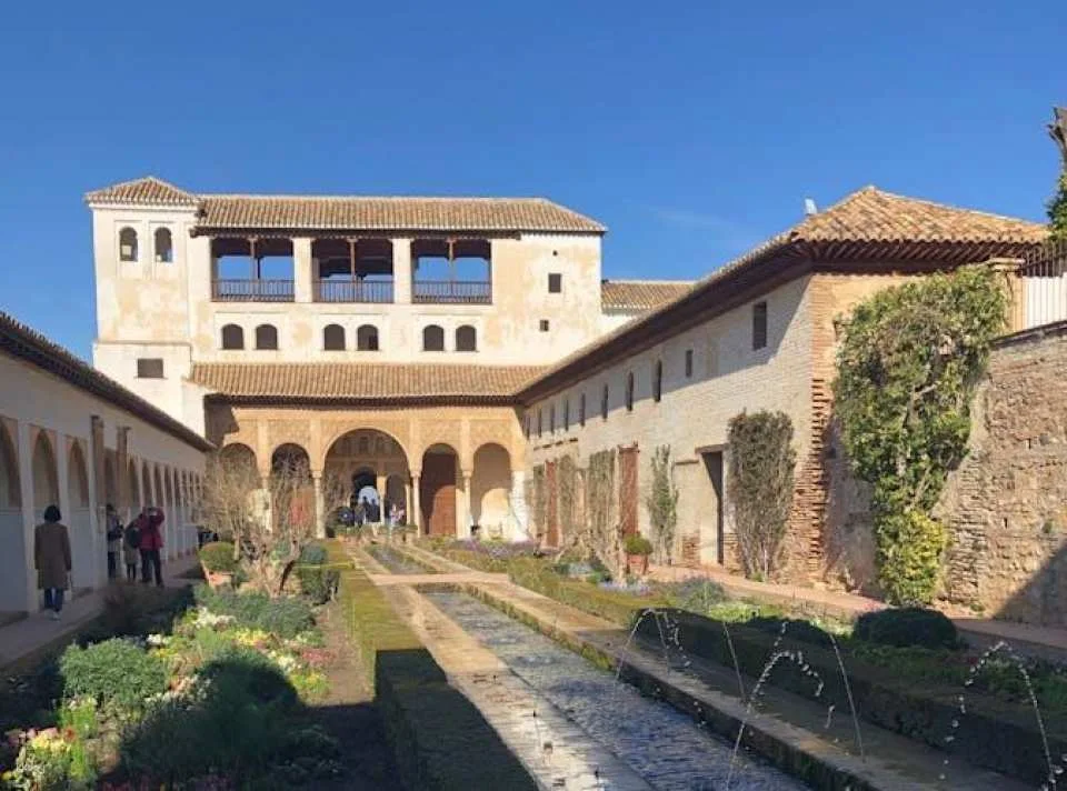 Alhambra Tickets and Small Group Guided Tour in Granada