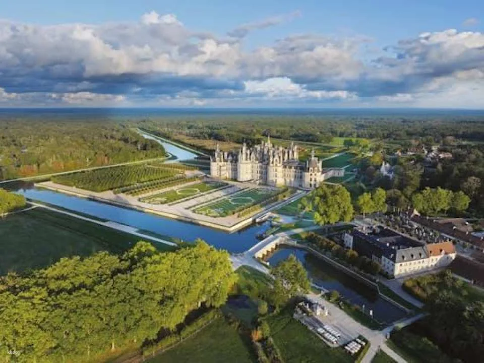 Entrance ticket to Chambord Castle