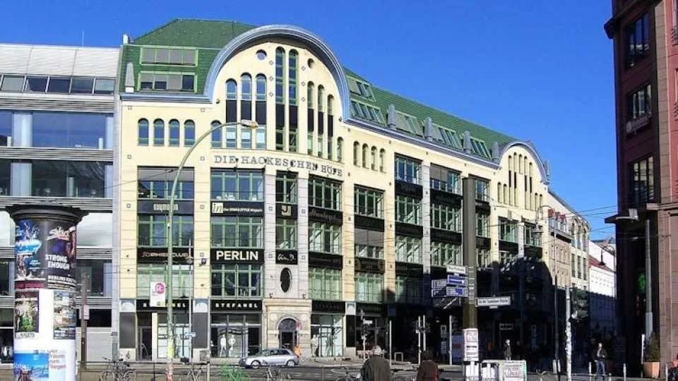 Berlin audio guide with TravelMate app
