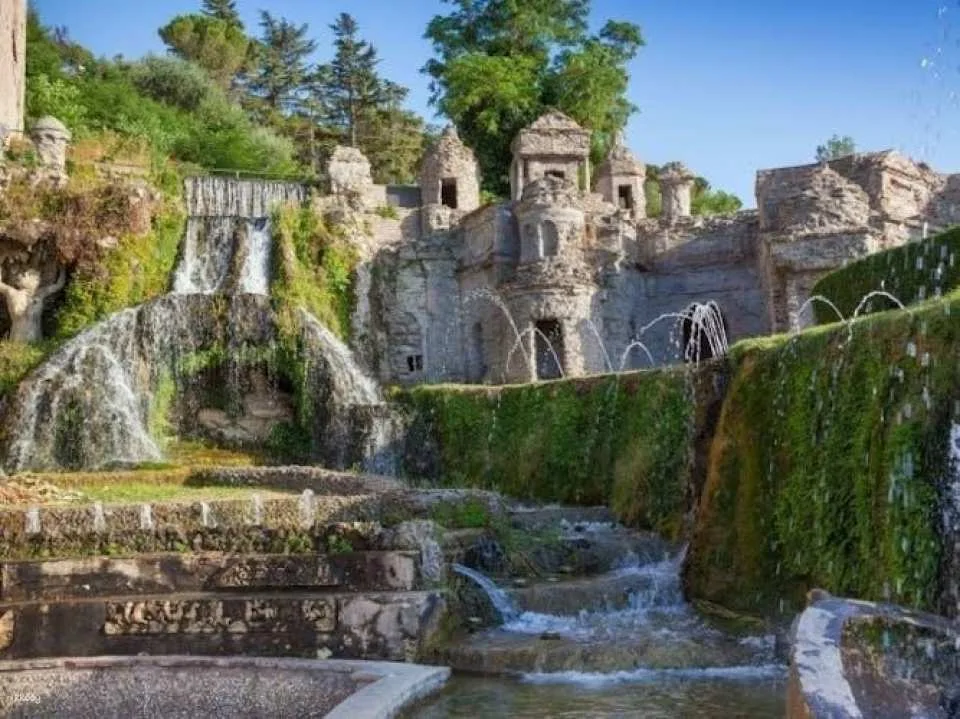Hadrian's Villa and Villa d'Este half-day tour