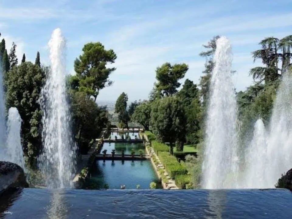 Hadrian's Villa and Villa d'Este half-day tour