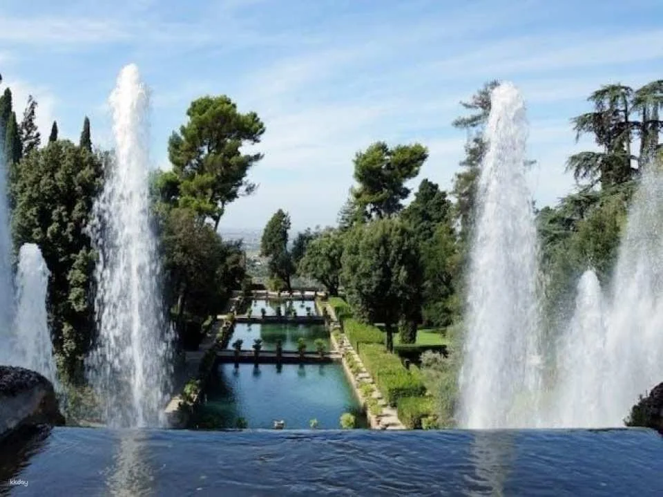 Hadrian's Villa and Villa d'Este half-day tour