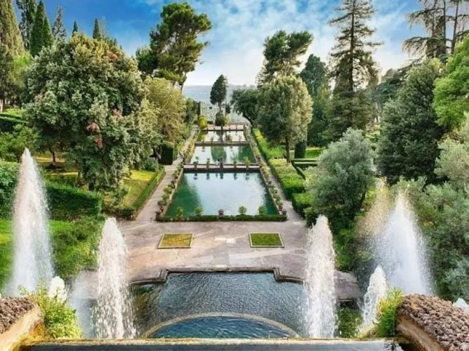 Hadrian's Villa and Villa d'Este half-day tour