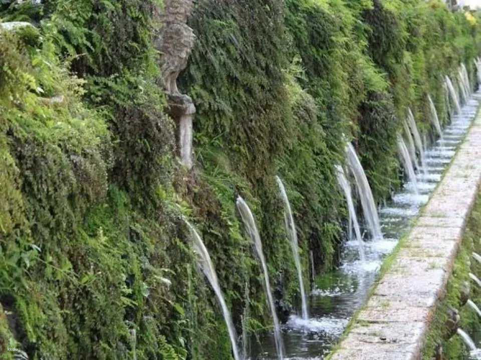 Hadrian's Villa and Villa d'Este half-day tour