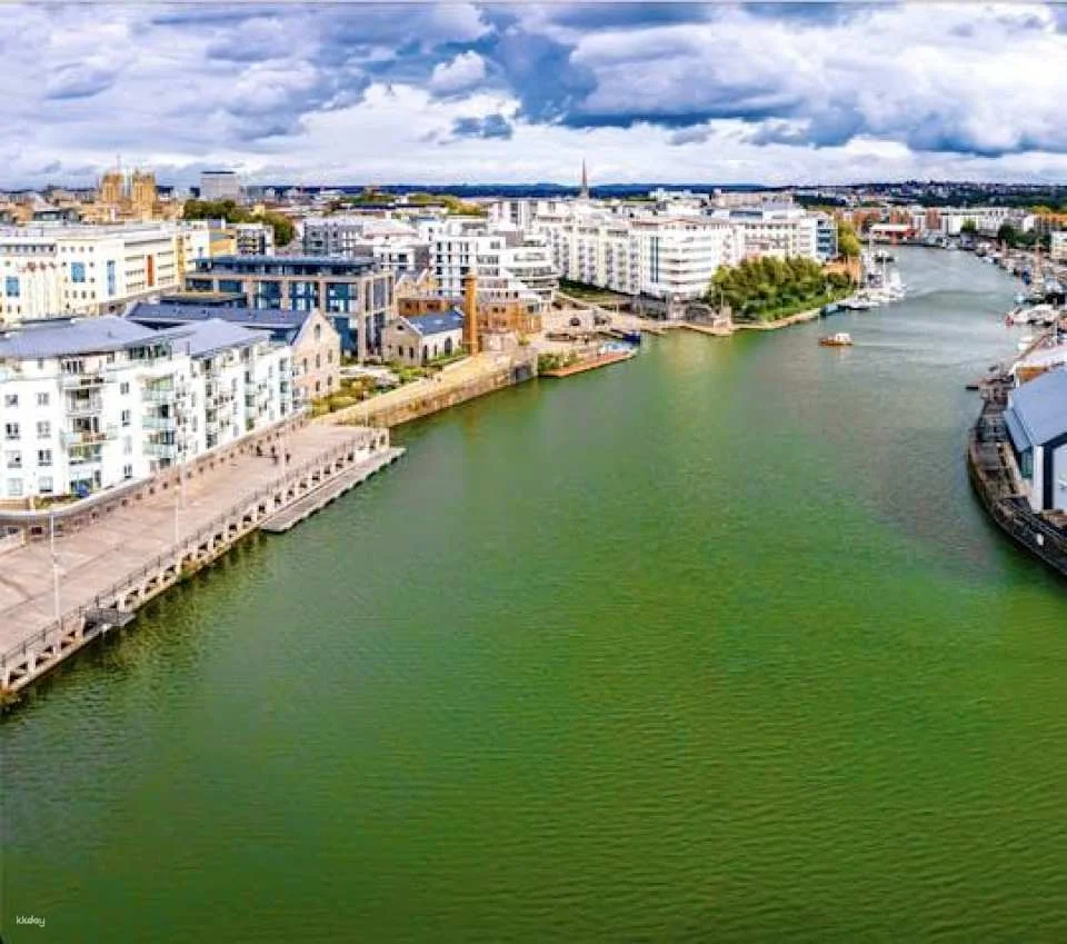 Audio guided running tour of Bristol (608346)