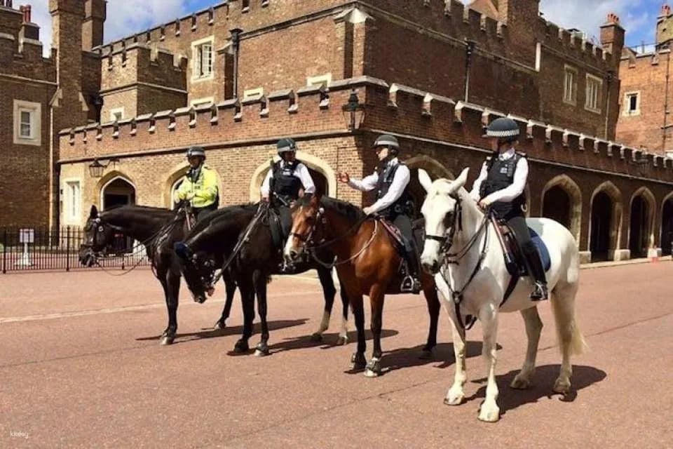 Sherlock Holmes Museum and Westminster Highlights Tour