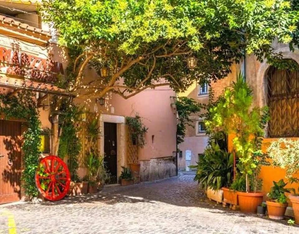 Gianicolo hill and Trastevere highlights walking tour