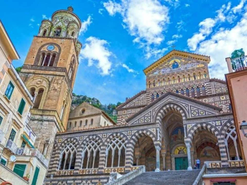 Pompeii and Amalfi full-day audioguided tour from Pompeii