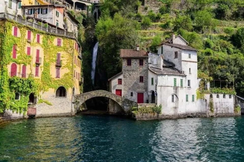 Lake Como shared boat tour