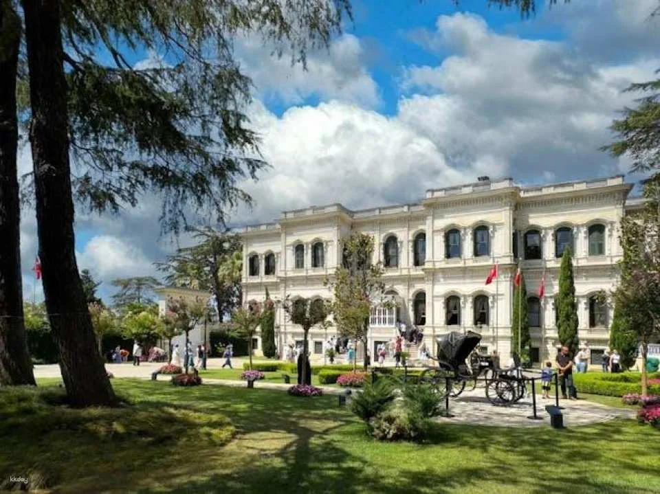 Yildiz Palace Skip-the-Line Ticket and Audio Guide