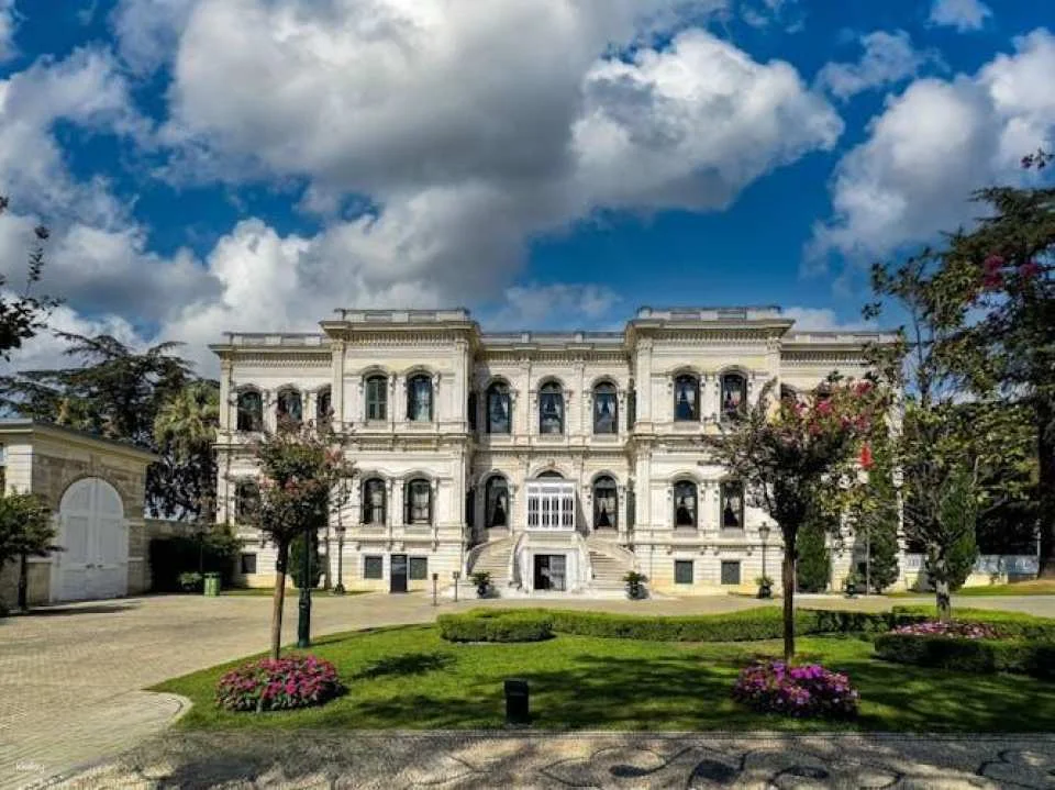 Yildiz Palace Skip-the-Line Ticket and Audio Guide