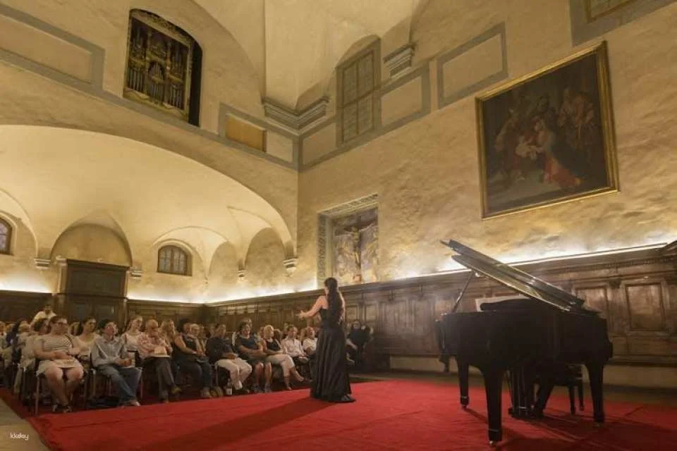 Italian opera concert in the Church of Santa Monaca in Florence