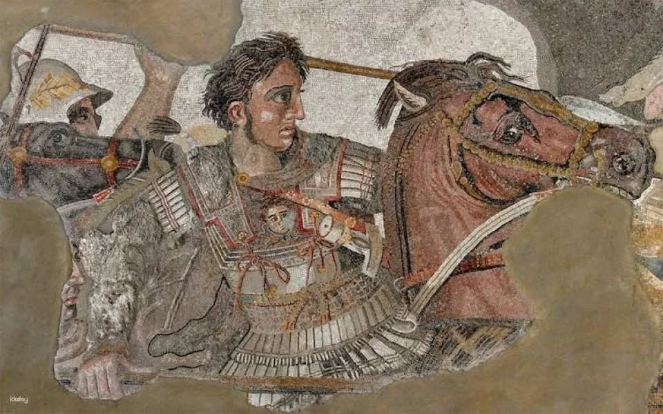 Guided Tour of the National Archaeological Museum of Naples with an archaeologist