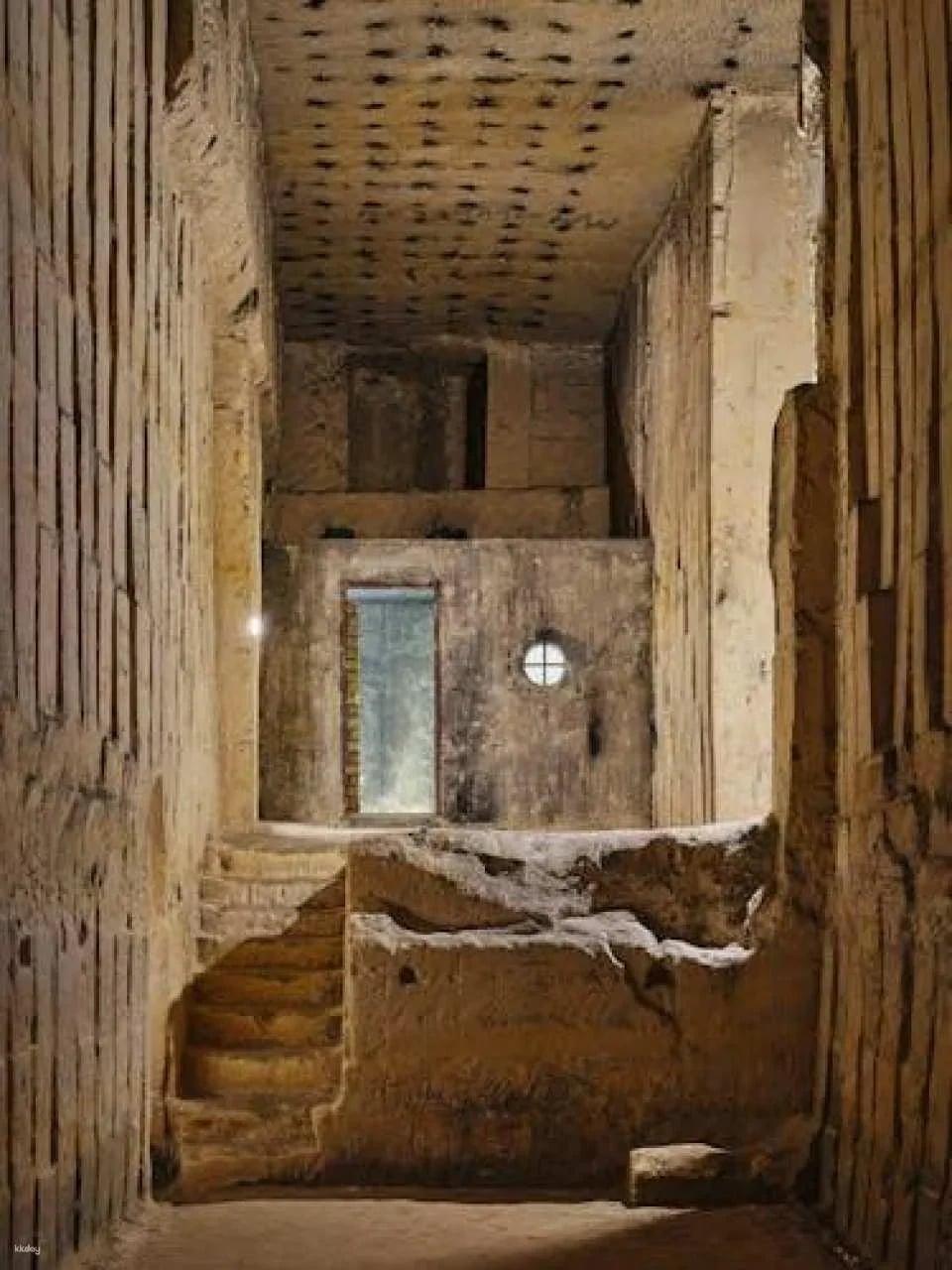 Maastricht's historic Zonneberg Caves guided tour