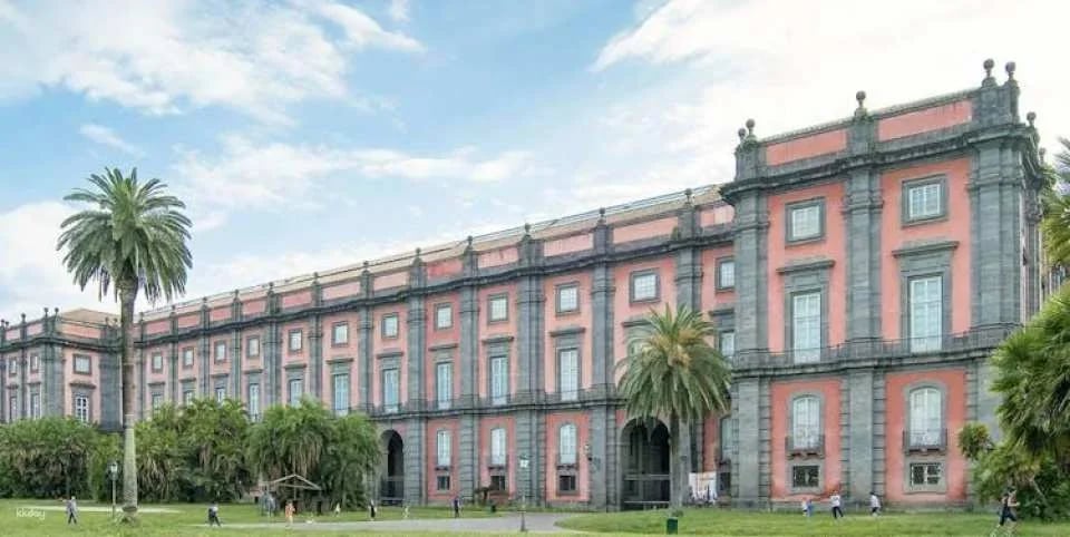Capodimonte National Gallery tour with an art historian