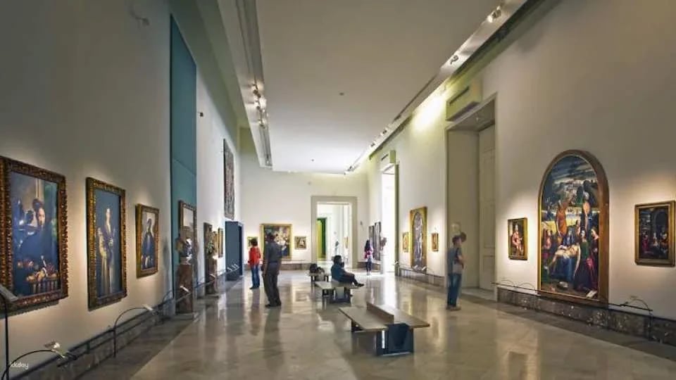 Capodimonte National Gallery tour with an art historian