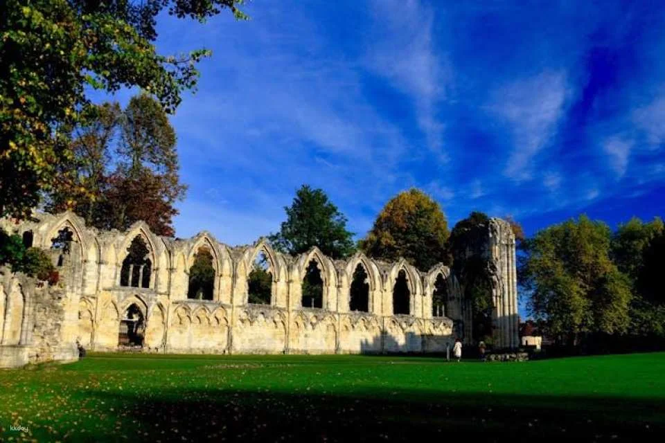 Best of York small group walking tour